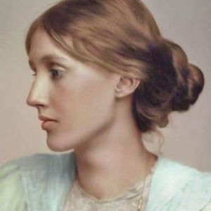 Meet your Posher, Claudia